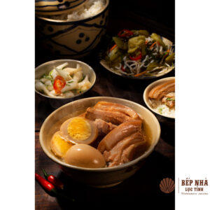 Braised Pork and Duck Eggs in Coconut Juice